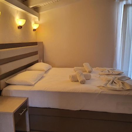 Anna Rooms 네오스마르마라스 외부 사진