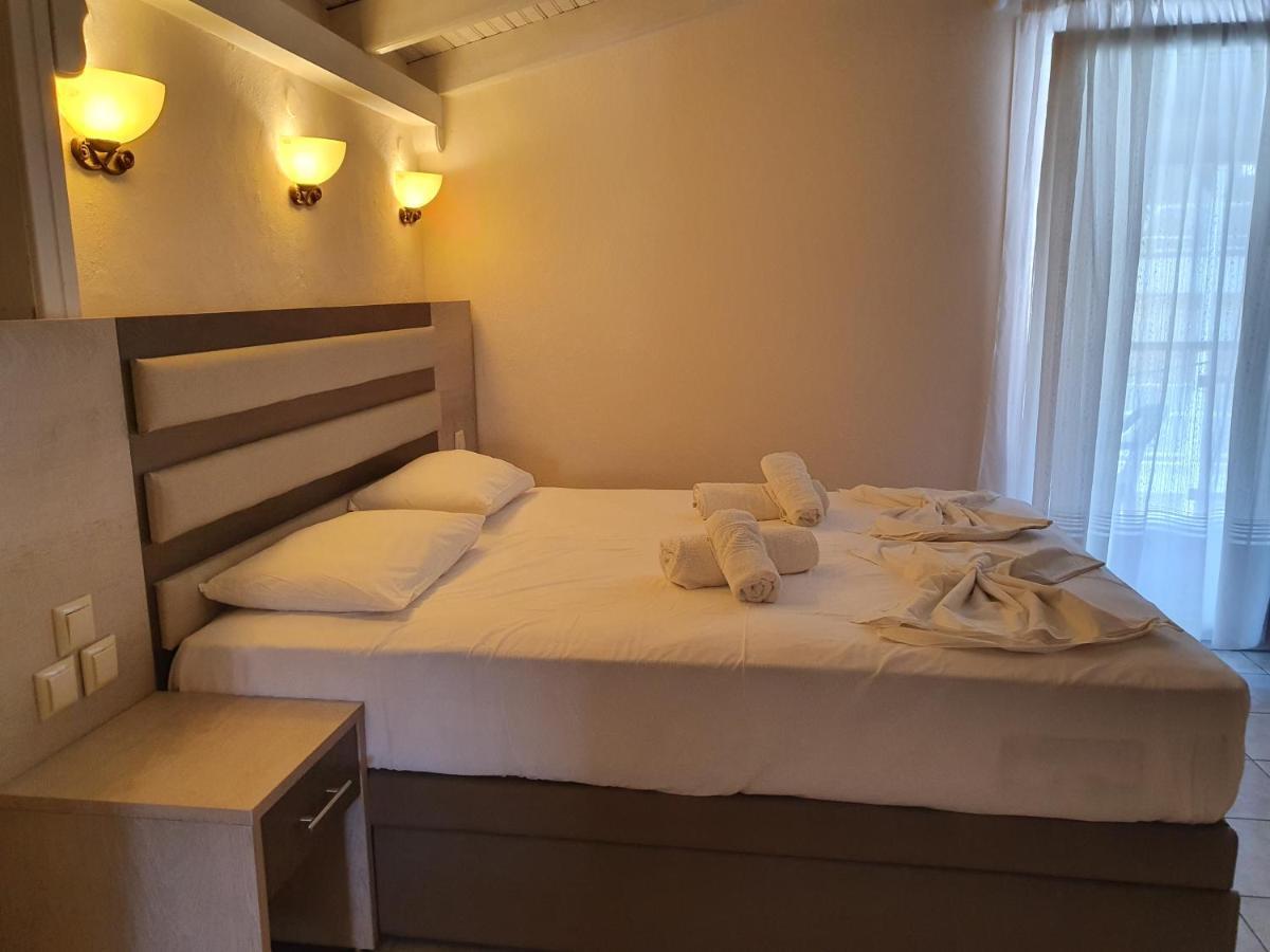 Anna Rooms 네오스마르마라스 외부 사진